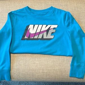 Toddler Nike unisex long sleeve T-shirt/Top